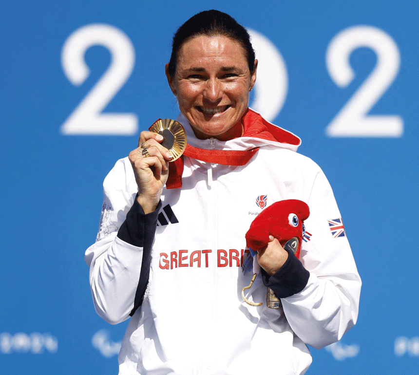 Dame Sarah Storey with gold Medal